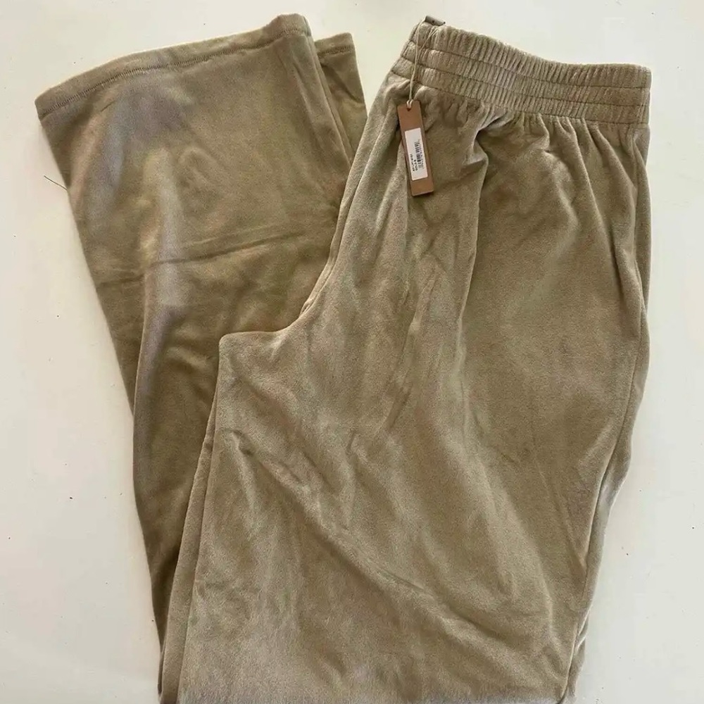 Skims Velour track pants